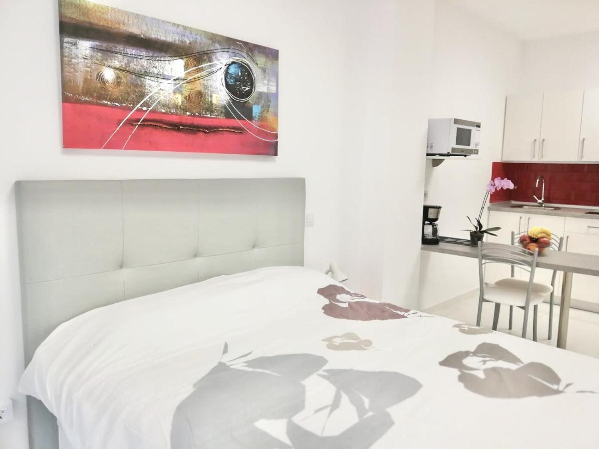 Homeforguest Listen To The Waves By Las Canteras Las Palmas de Gran Canaria Exterior photo
